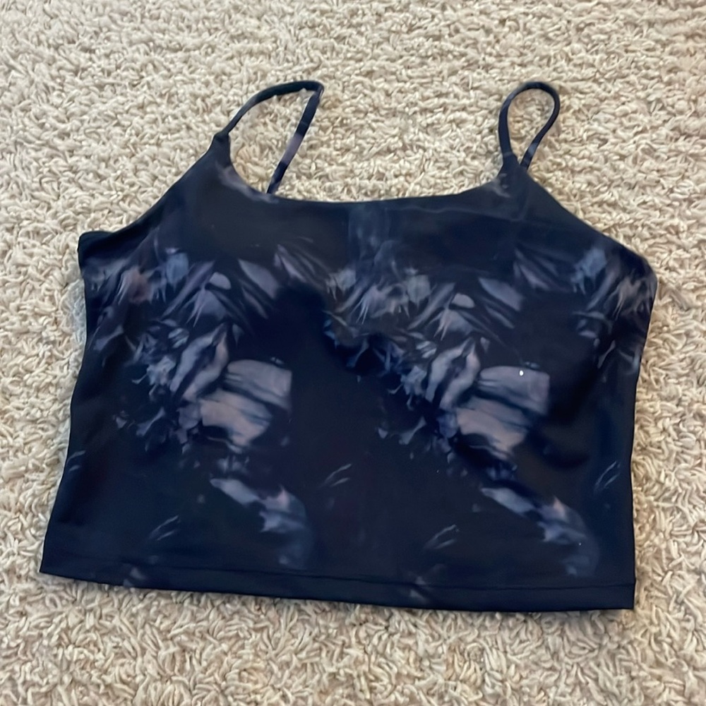 Cute women’s cropped tank